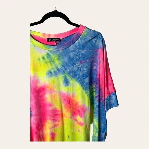 0370. RAE MODE SHORT SLEEVE TOP TIE DYE SIZE MEDIUM MULTICOLOR - Picture 2 of 9